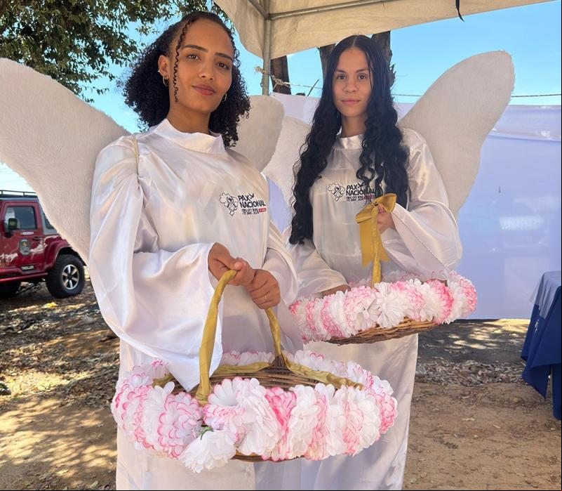 Brumado: Pax Nacional ofereceu assistência à saúde, velas e lanches a quem compareceu no Cemitério Jardim Santa Inês no Dia de Finados