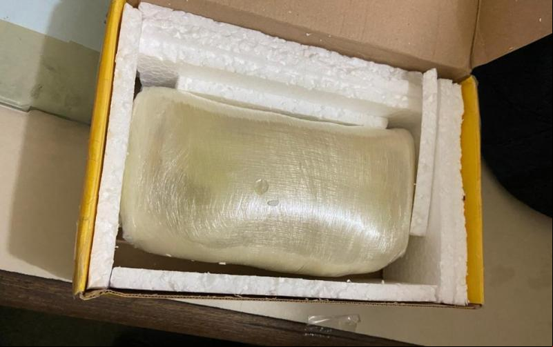 Feira de Santana: Homem é preso após retirar encomenda com cocaína em agência dos Correios 