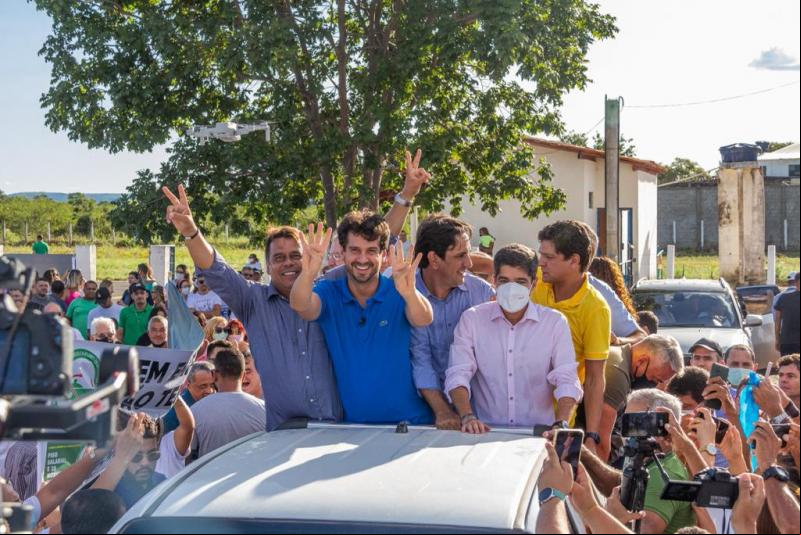 Acm Neto é abonador da ficha de filiação de Manuel Rocha, que é pré-candidato a Deputado Estadual pelo União Brasil, em Santa Maria da Vitória