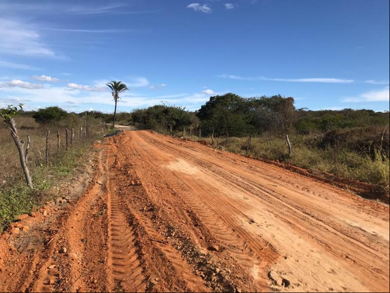 Malhada de Pedras: Prefeitura realiza obras de recuperação em estradas vicinais 