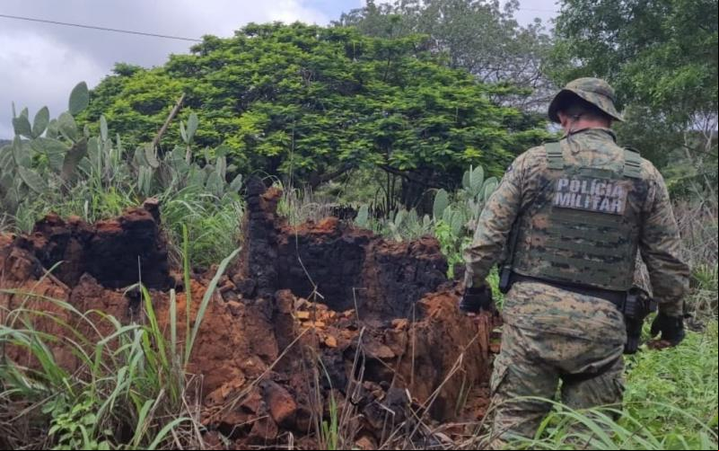Operação da Polícia Militar destrói fornos ilegais em Paramirim 
