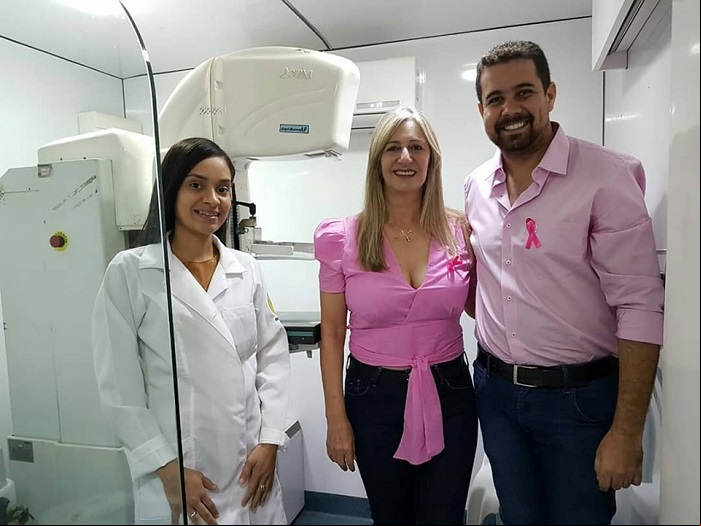 Malhada de Pedras: Em apoio à saúde das mulheres, Prefeita participa do Mutirão de Mamografia