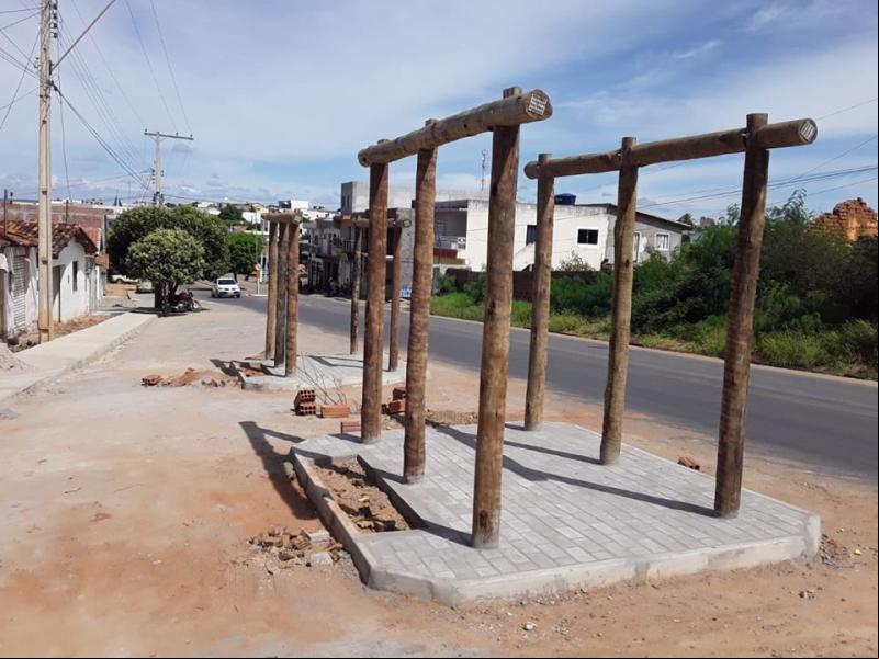 Malhada de Pedras: Estão em fase final as obras de pavimentação e urbanização da Avenida Catarino Pereira dos Santos