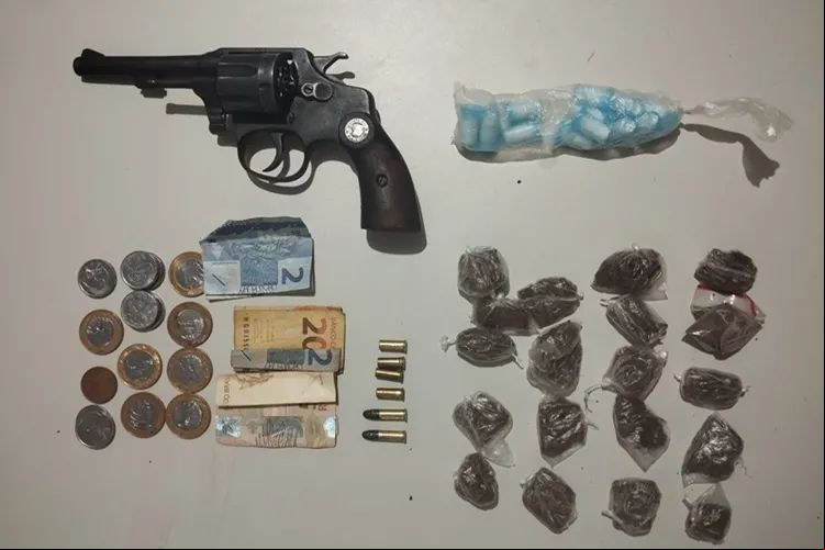 Acusado de tráfico de drogas morre em confronto com a polícia militar em Caculé