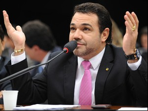  'Sepultamento dos pais de santo' STF arquiva inquérito que apurava suposto preconceito de Feliciano
